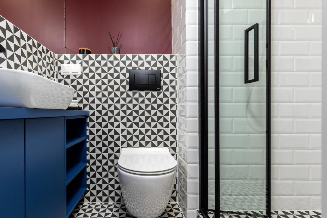 Smart Apartments - Old Town & Main Train Station - By Upstairs Krakow Exterior photo