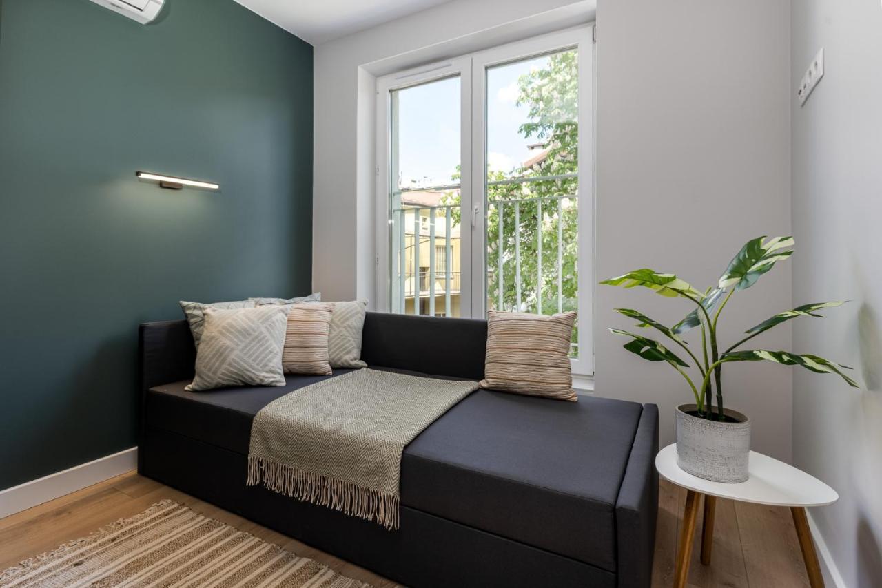 Smart Apartments - Old Town & Main Train Station - By Upstairs Krakow Exterior photo